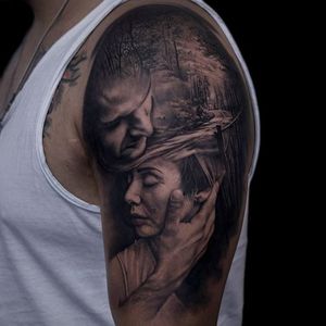 Moving tattoo by Bacanu Bogdan #BacanuBogdan #blackandgrey #realistic #portrait #couple #romantic