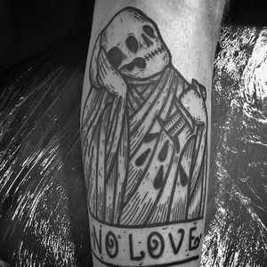 No love skeleton tattoo by @kolahari #kolaharitattoo #black #blackwork #linework #thecirclelondonsoho #nolove #skeleton