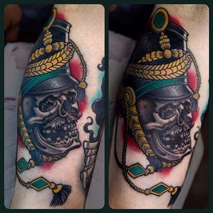 Tatuaje de calavera de Shako por Rakov Serj