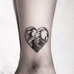 Blackwork heart-shaped wave tattoo by Sunghee Hwang. #SungheeHwang #Sou #SouTattooer #blackwork #wave #heart