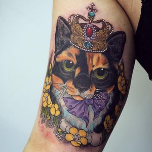 Queen cat tattoo by Georgina Liliane #GeorginaLiliane #cat #kitten #kitty #queen #crown