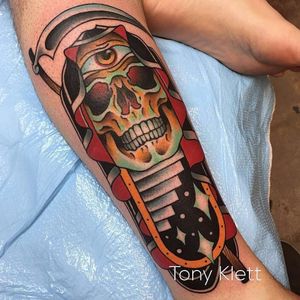 Feito por Tony Klett #TonyKlett #ceifador #ceifeirotattoo #reapertatto #reaper #grimreaper #morte #death #skull #caveira #surrealism #surrealismo #noite #night #noite #sky #ceu #estrela #star #escada #stairway