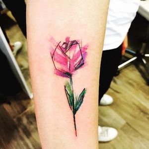 Abstract tulip tattoo by Edoardo Polimanti. #tulip #flower #abstract #minimalist #EdoardoPolimanti