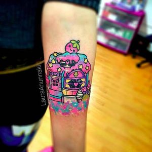 Ice cream parlour Polly Pocket tattoo by @anunnakitattoo #pollypockettattoo #vintagetattoo #pollypocket