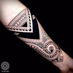 The shapes of rhythm by Coen Mitchell #CoenMitchell #blackwork #geometric #dotwork #linework #music #note #pattern #mandala #tribal #tattoooftheday