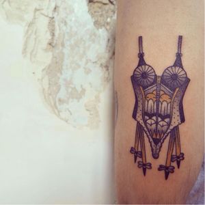 Madonna's corset tattoo by Fabrice Toutcourt #FabriceToutcourt #Madonna #corset #dotwork #underwear