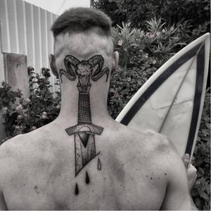 Badass sword tattoo by Gaël Cleinow #GaëlCleinow #blackwork #sword #animalskull