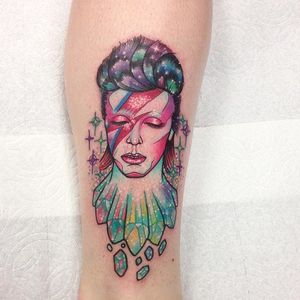 David Bowie tattoo by Roberto Euán. #colorful #girly #sparkles #sparkly #glittery #pretty #RobertoEuan #goldlagrimas #davidbowie #bowie #crystal