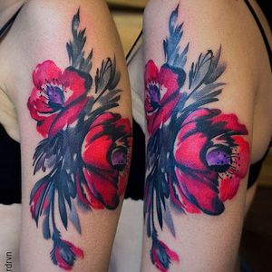Bright Poppies by Sasha Marsh (via IG-sasha_rdrvn) #tattooartist #artist #watercolor #color #flowers #SashaMarsh