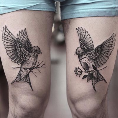 Birds of a feather by Jonas Ribeiro #JonasRibeiro #birds #nature #feathers #wings #rose #blackwork #blackandgrey #linework #newtraditional #tattoooftheday