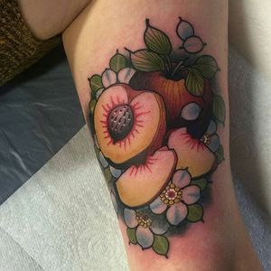Neo traditional peaches by Matt Damson. #neotraditional #peach #fruit #flower #MattDamson