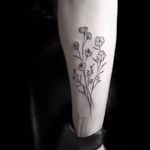 Refined flower tattoo by Stella Luo #StellaLuo #fineline #blackandgrey #linework #small #flower
