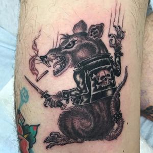 New York rat by Bart Bingham #BartBingham #blackandgrey #oldschool #illustrative #traditional #mashup #NewYork #rat #punk #cigarette #skullandcrossbones #skull #switchblade #knife #leatherjacket #leather #tattoooftheday