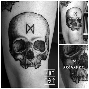 Skull tattoo by Mr Tot #MrTot #handpoke #handpoked #dotwork #blackwork #skull