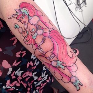 Unicorn pin up lady by Lucy Blue. #LucyBlue #pinkwork #pinup #lady #girly #fetish #unicorn