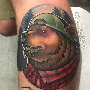 Bear wearing a hat by Jonathan Penchoff (via IG -- earthgrasper) #JonathanPenchoff #bear #beartattoo #bearswearinghats #bearswearinghatstattoo