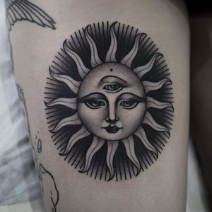 All Seeing Sun tattoo by Demi Iacopetta #DemiIacopetta #besttattoos #blackandgrey #traditional #newtraditional #linework #sun #thirdeye #allseeingeye #light #sky #rays #nature #tattoooftheday