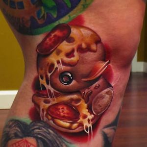 Pepperoni pizza rubber ducky tattoo by Steven Compton. #newschool #rubberduck #StevenCompton #rubberducky #pizza