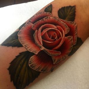 Cool detailed rose tattoo by Chloe Aspey #ChloeAspey #rose #flower #realistic #watercolour