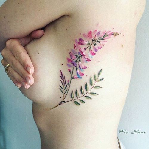 Floral tattoo made by Pis Saro (IG—pissaro_tattoo) #sideboob #side #boob #floral #flowers #watercolor