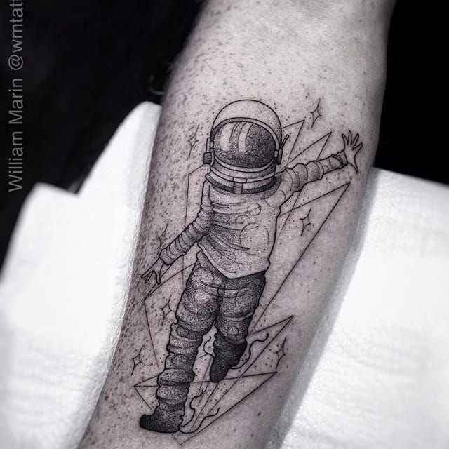 Tattoo uploaded by Xavier • Astronaut tattoo by William Marin. #astronaut  #space #geometric #pointillism • Tattoodo