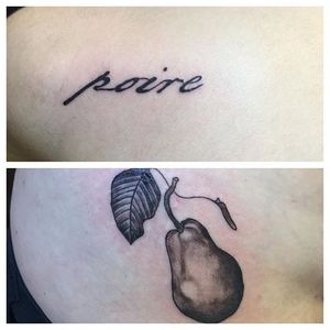 A pear of pair tattoos by @mollsfreeman. #blackandgrey #pear #fruit #mollsfreeman