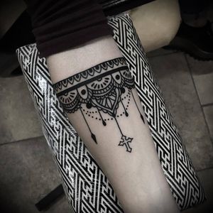 Ornamental tattoo by Nicola Mantineo #NicolaMantineo #blackwork #monochrome #monochromatic #ornamental #mehndi #cross