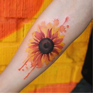 Tatuaje de girasol por Joice Wang #JoiceWang #watercolor #graphics #nature #sunflower