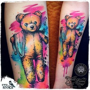 Teddy Bear Rainbow Watercolor Tattoo via @EwaSrokaTattoo #EwaSrokaTattoo #Rainbow #Bright #TeddyBear #WatercolorTattoo #Poland #watercolor