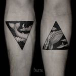 Lindas tattoos se completando #IlyaBrezinski #amor #love #coupletattoo #tattoodecasal #matchingtattoo #casal #whale #baleia #sky #ceu #estrelas #stars #clouds #nuvens #triangle #triangulo