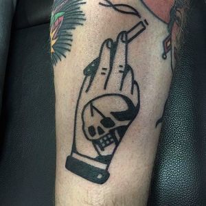 Simple imagery and design of a hand tattoo. #HanShinko #hand #skull #blackwork #smoke