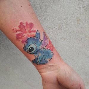 Stitch tattoo by Michela Bottin. #MichelaBottin #liloandstitch #disney #ohana #hawaiian #watercolor #stitchtattoo #stitch