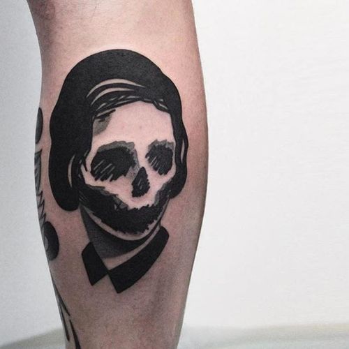 Skull lady tattoo by Denis Marakhin #maradentattoo #black #blackwork #blackandgrey #oddtattoo #skull #lady #denismarakhin #maraden