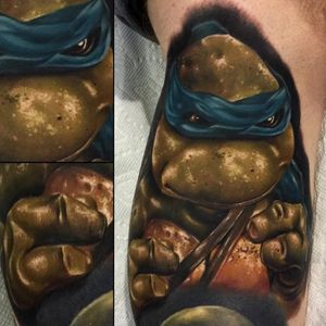 Everything would completely fall apart without Leonardo laying down some rules. by Audie Fulfer Jr. (Via IG - audie_tattoos) #AudieFulfer #realism #TMNT #TeenageMutantNinjaTurtles