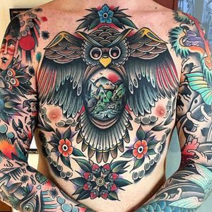 An owl with a landscape for a torso by Pablo De, one of the artists attending Le Mondial Du Tatouage Convention this year (IG—pablo_de_tattoolifestyle). #LeMondialDuTatouage #landscape #owl #PabloDe #Paris #traditional #tattooconvention