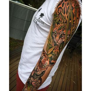 Funda de gatos de la selva de Sam Clark.  #neotraditional #tigre #junglecats #jungle #sleeve #SamClark
