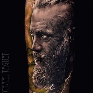 Ragnar Lothbrok. (via IG - michaeltaguet) #realism #celebrity #portrait #michaeltaguet #vikings