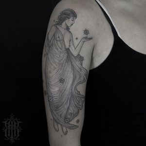 Greek goddess tattoo by Abby Drielsma. #AbbyDrielsma #blackwork #blckwrk #btattooing #dotshading #greek #goddess #woman