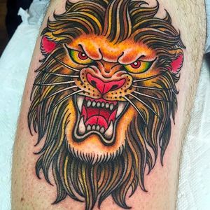 Snarling lion head tattoo done by Graham Beech. #GrahamBeech #NeoTraditional #AnimalTattoos #lionhead #lion
