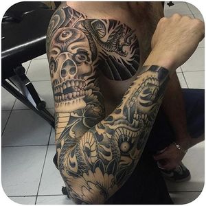 @maurolandim #tattoodo #blackandgrey #skull #snake #eye #japanese #maurolandim