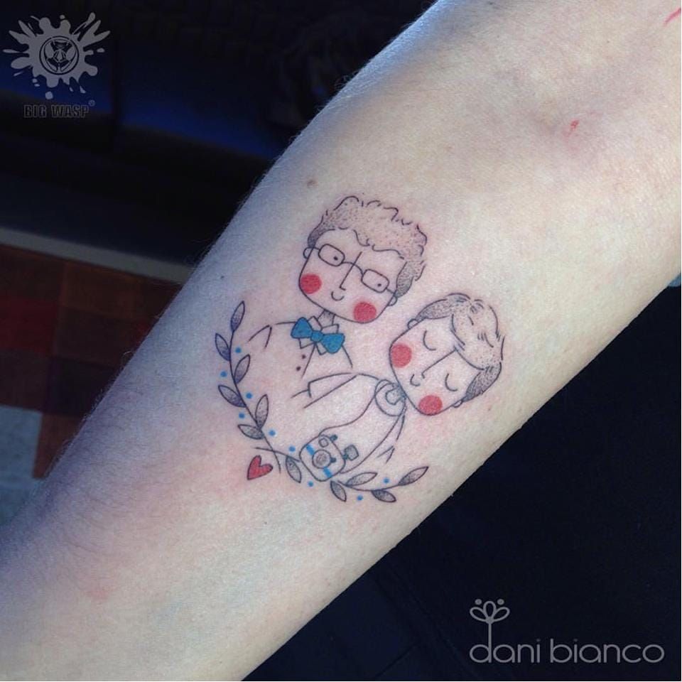 Tattoo uploaded by Filipe Lopes • Tracinhos! #AnaAbrahão #fineline  #traçofino #delicadas #delcates #fofas #cute #TatuadorasDoBrasil  #presuntinhas • Tattoodo