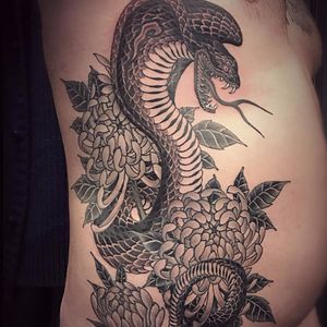 Cobra and Chrysanthemums by Matt Beckerich #MattBeckerich #blackandgrey #Japanese #cobra #chrysanthemum #flowers #snake #leaves #nature #reptile #scales #fangs #tattoooftheday