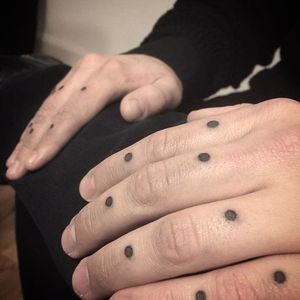 Finger tattoo by Francis Merlyn #dot #dots #fingertattoo #FrancisMerlyn