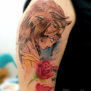 Tatuagem feita por Jupiter Tattoo #JupiterTattoo #ABelaEAFera #beautyandthebeast #disney #colorida #colorful #aquarela #watercolor