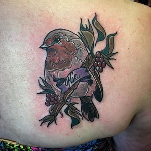 Memorial robin tattoo by Hannah Louise Stanley. #neotraditional #bird #robin #memorial #banner #HannahLouiseStanley