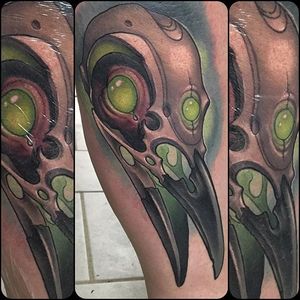 Crow Skull Tattoo by William Volz #crowskull #crowskulltattoo #newschoolcrowskull #newschool #newschooltattoo #newschooltattoos #newschoolartist #WilliamVolz