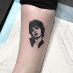 Jagger tattoo by Lauren Winzer #LaurenWinzer #musictattoos #portrait #blackandgrey #realistic #illustrative #Rollingstones #music #rockandroll #singer #musician #MickJagger