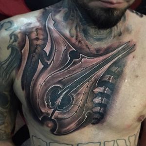 Biomech Tattoo by Jesse Levitt #biomechanical #bioorganic #biomech #bio #bioart #biomechartist #JesseLevitt
