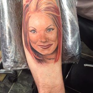 Ginger spice tattoo by @wesley_lambe_tattoos #gingerspice #gerihaliwell #spicegirlstattoo #spicegirls