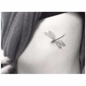 Exquisite dragonfly tattoo by Doctor Woo #fineline #DoctorWoo #blackandgrey #blackandgray #finelineblackandgrey #minimalistic #linework #small #dragonfly